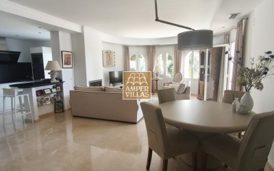 Charming and comfortable villa in Santa Clara.